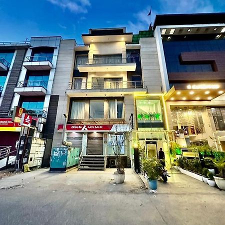 Hotel The Imperio ニューデリー エクステリア 写真